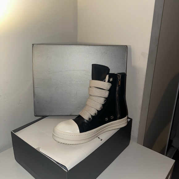 Exclusive Black Rick Owen’s Edition Jumbo Lace Sneaker - Picture 5 of 6